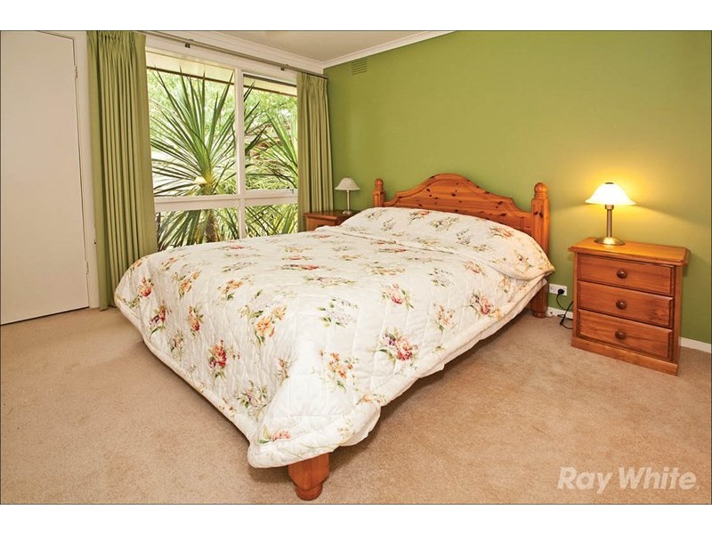 15 Maldon Court, Wheelers Hill VIC 3150