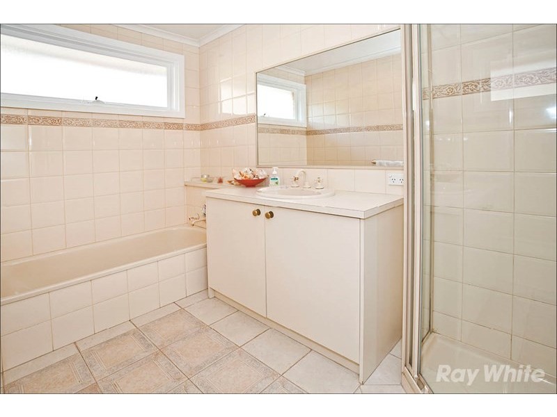 15 Maldon Court, Wheelers Hill VIC 3150