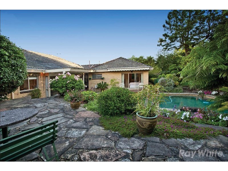 49 Lum Road, Wheelers Hill VIC 3150