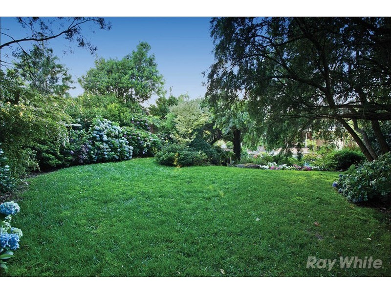 49 Lum Road, Wheelers Hill VIC 3150