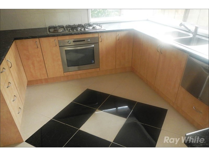 1/4 Bruford Avenue, Wheelers Hill VIC 3150