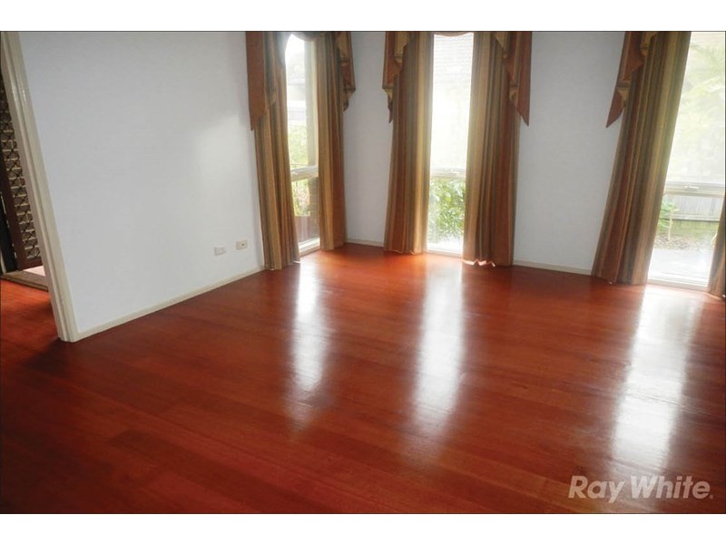 1/4 Bruford Avenue, Wheelers Hill VIC 3150