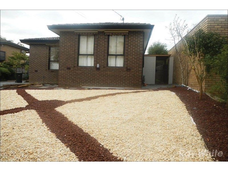 1/4 Bruford Avenue, Wheelers Hill VIC 3150