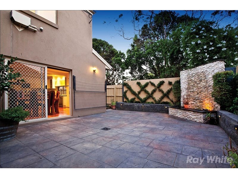 4 Peartree Way, Glen Waverley VIC 3150