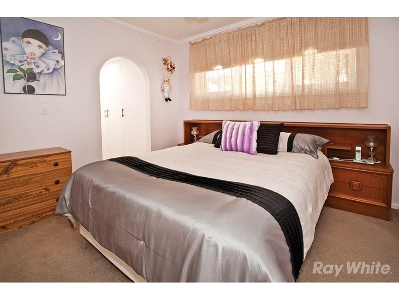 24 Durward Avenue, Glen Waverley VIC 3150