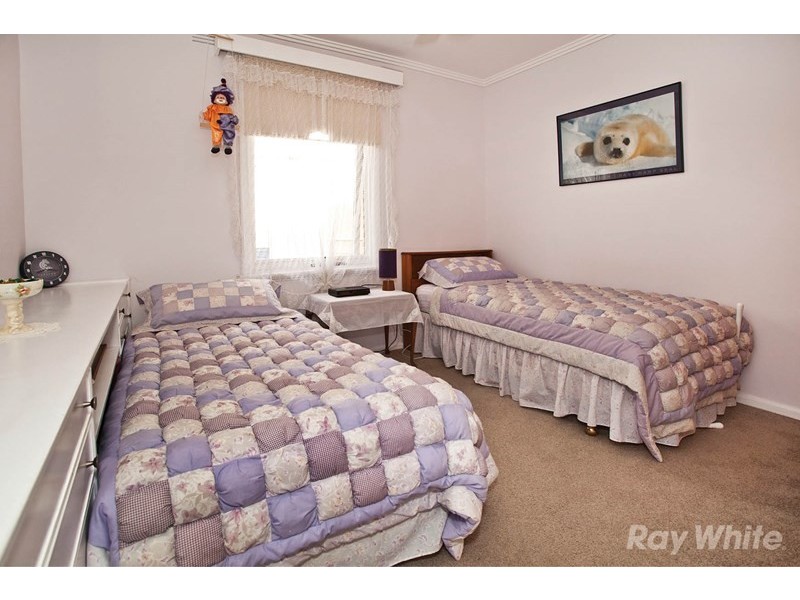 24 Durward Avenue, Glen Waverley VIC 3150