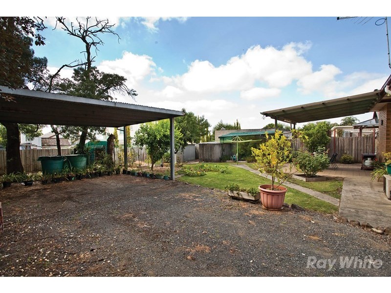 24 Durward Avenue, Glen Waverley VIC 3150