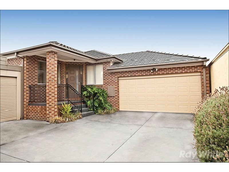 2/4 Flora Road, Clayton VIC 3168