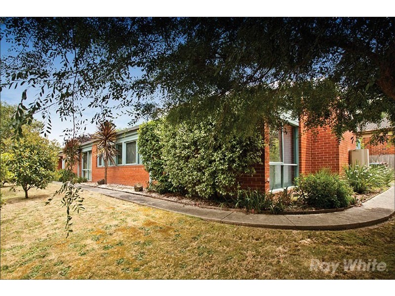 1 Mahogany Avenue, Berwick VIC 3806