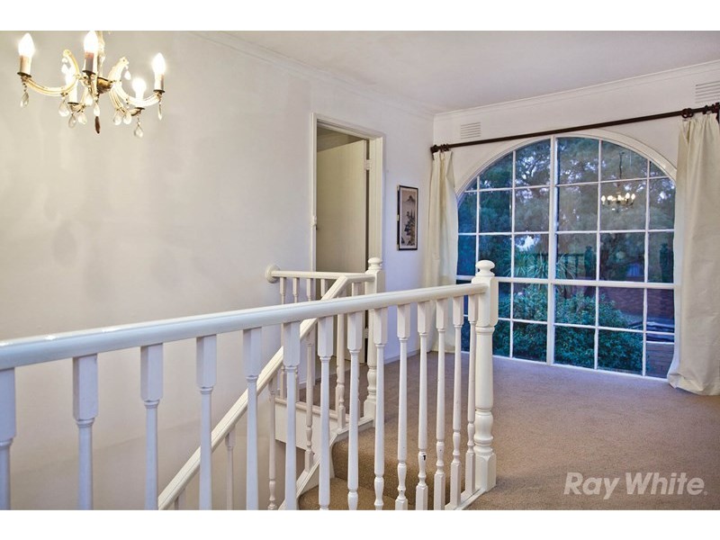 31 Bengal Crescent, Mount Waverley VIC 3149