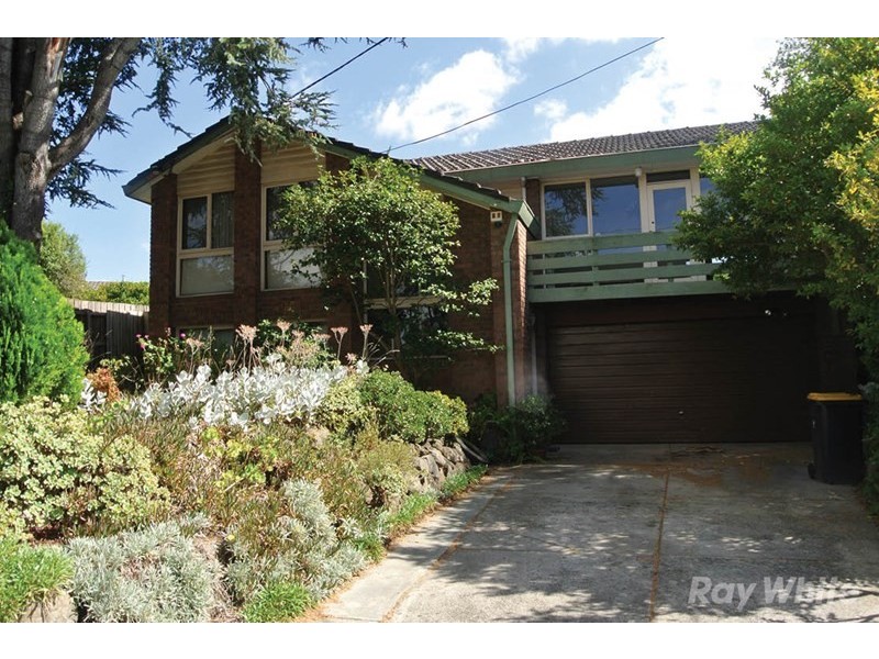 1 Delfin Court, Glen Waverley VIC 3150