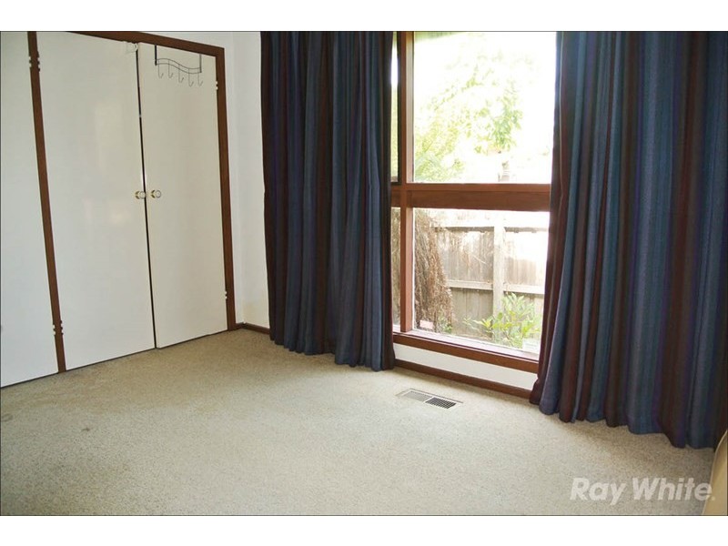 1 Delfin Court, Glen Waverley VIC 3150