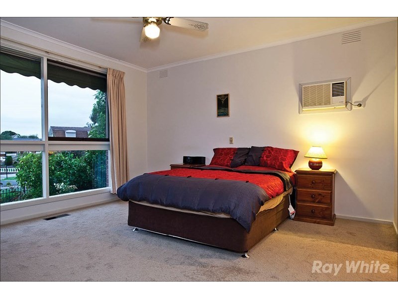 9 Haverbrack Drive, Mulgrave VIC 3170