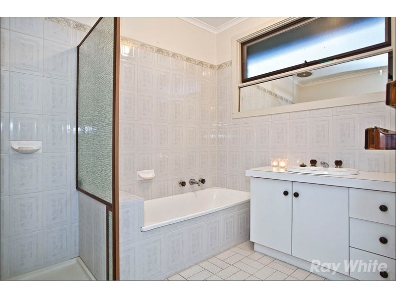 9 Haverbrack Drive, Mulgrave VIC 3170