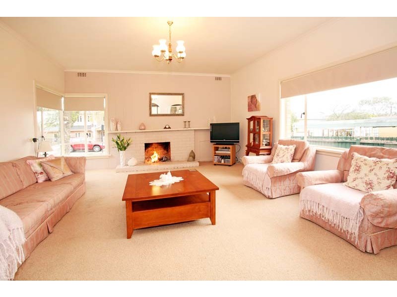 9 Matthew Street, Glen Waverley VIC 3150