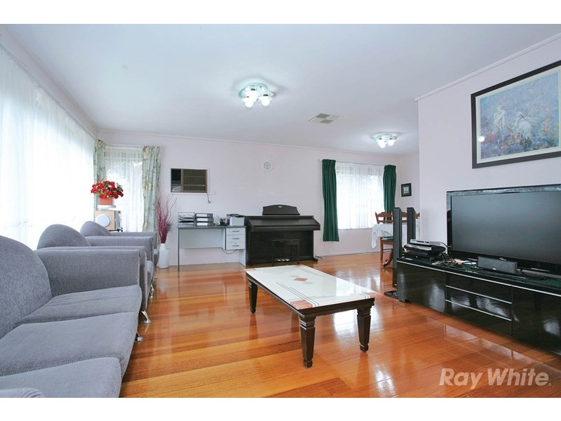 8 Valewood Drive, Mulgrave VIC 3170