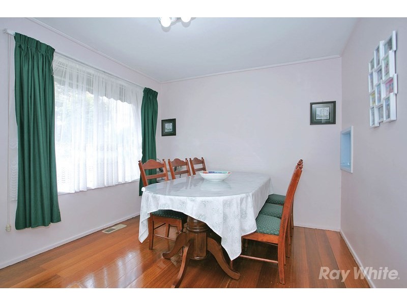 8 Valewood Drive, Mulgrave VIC 3170