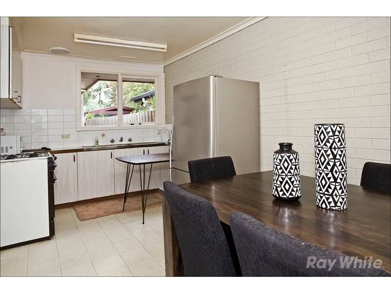 1/9 Chivers Avenue, Glen Waverley VIC 3150