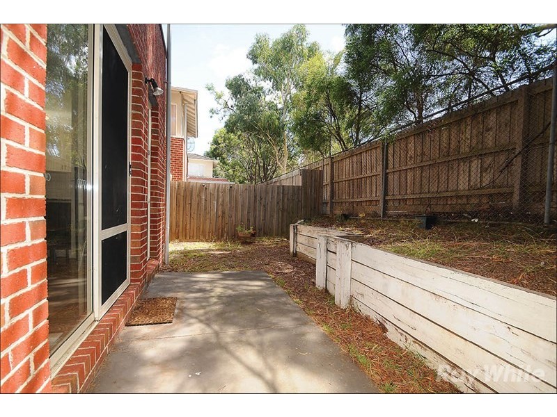 3/11 The Deviation, Wheelers Hill VIC 3150