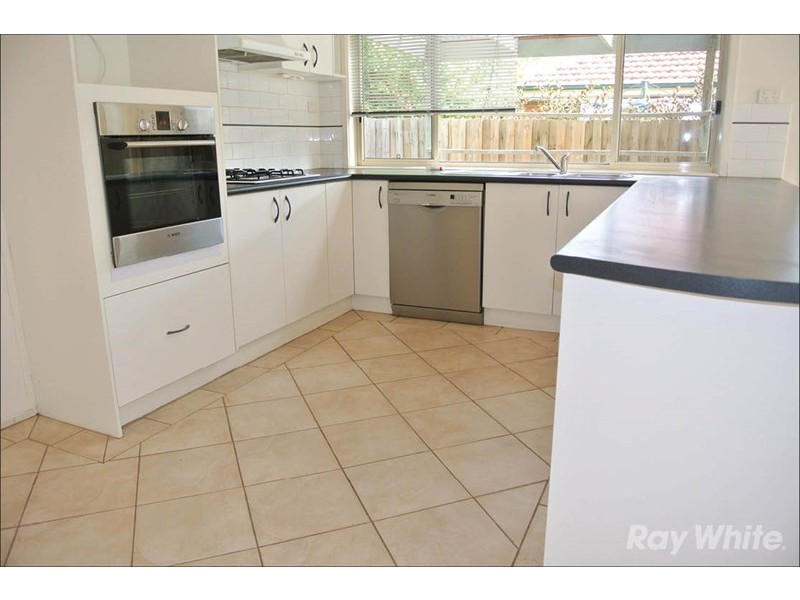 3 Howitt Place, Burwood East VIC 3151