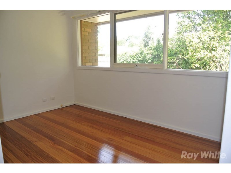 8 Mavista Avenue, Glen Waverley VIC 3150