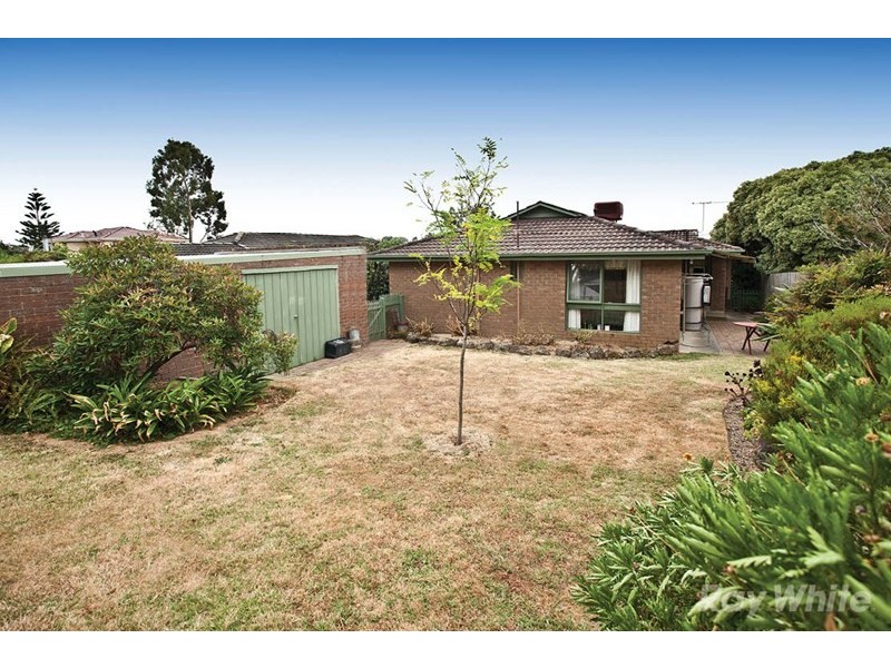 37 Ingleside Crescent, Glen Waverley VIC 3150