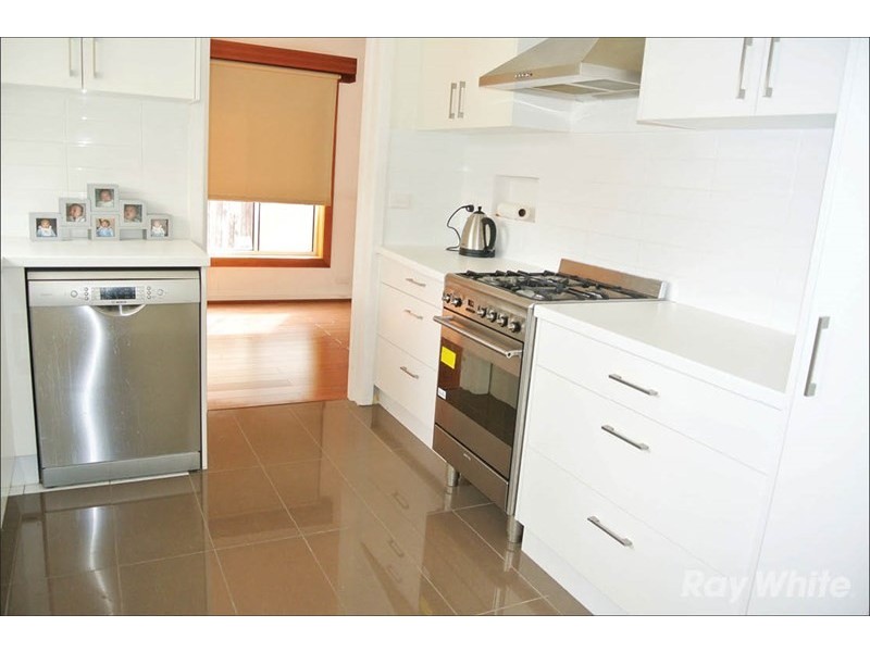 10 Lewis Street, Mount Waverley VIC 3149