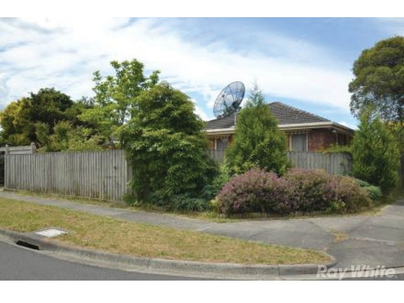 51 Guinevere Parade, Glen Waverley VIC 3150