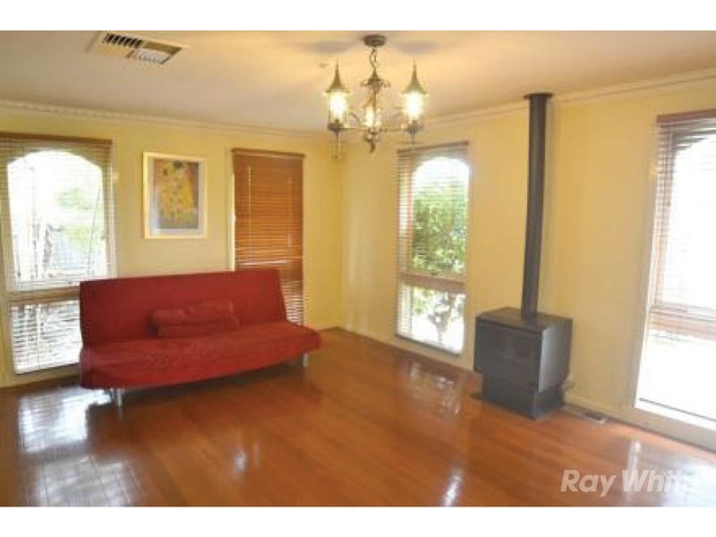 51 Guinevere Parade, Glen Waverley VIC 3150