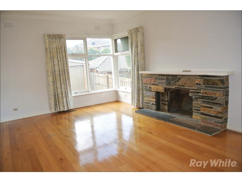 9 Garrisson Drive, Glen Waverley VIC 3150