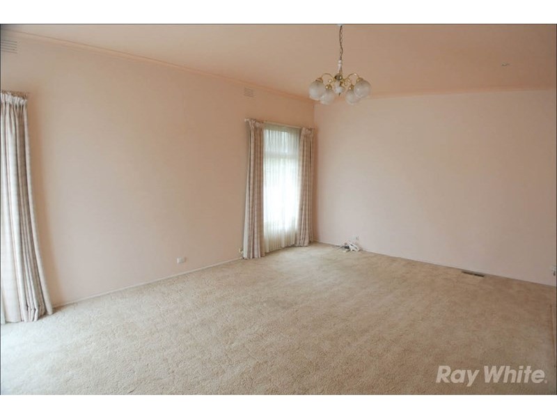 9 Garrisson Drive, Glen Waverley VIC 3150