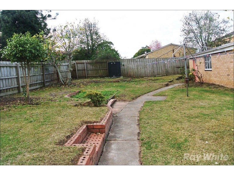 9 Garrisson Drive, Glen Waverley VIC 3150