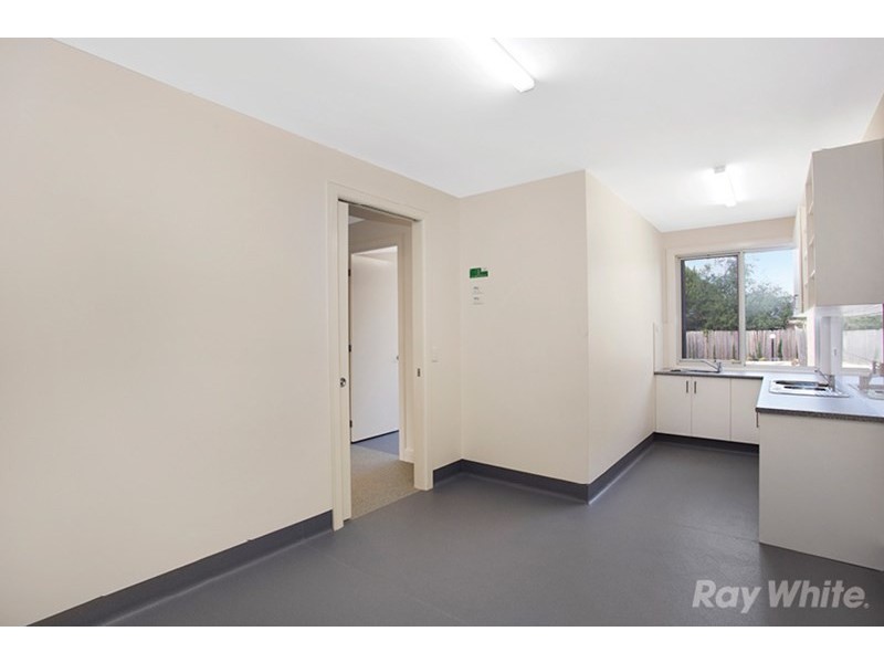 516 Highbury Road, Glen Waverley VIC 3150