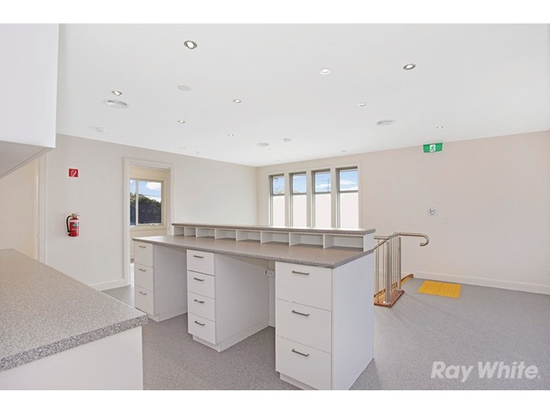 516 Highbury Road, Glen Waverley VIC 3150