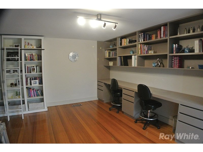 40 Phoenix Drive, Wheelers Hill VIC 3150