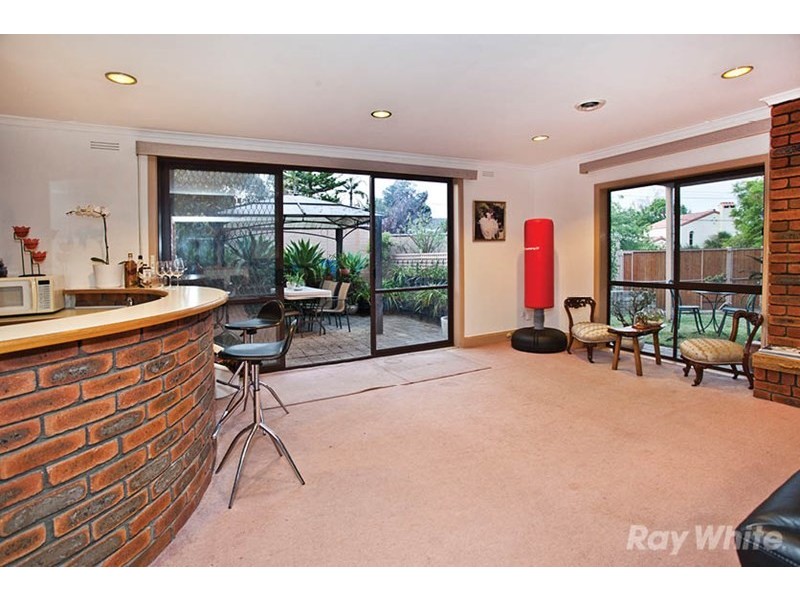 12 Rhodes Drive, Glen Waverley VIC 3150