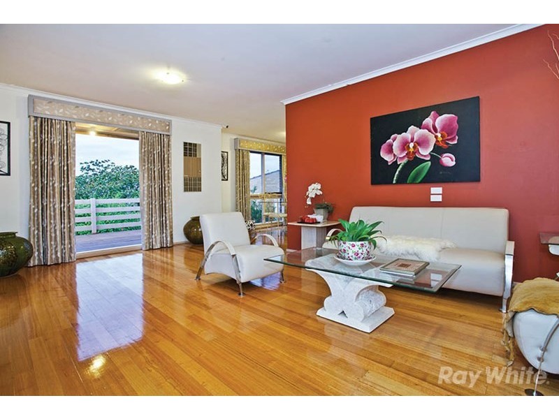 12 Rhodes Drive, Glen Waverley VIC 3150