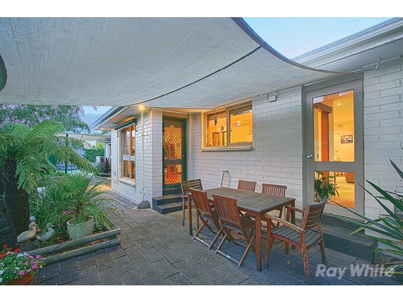 49 Denver Crescent, Mulgrave VIC 3170