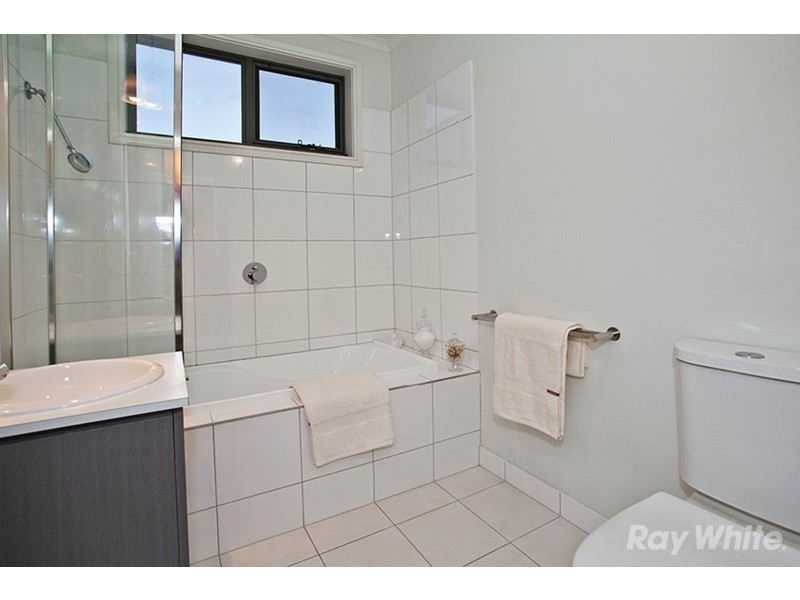 5 Heytesbury Place, Mulgrave VIC 3170