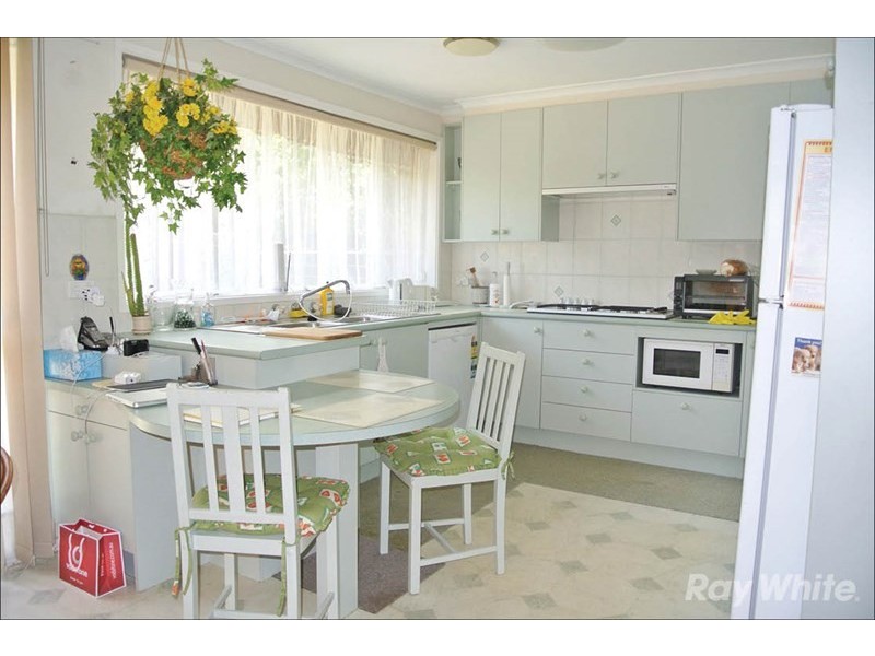 20 Annandale Crescent, Glen Waverley VIC 3150