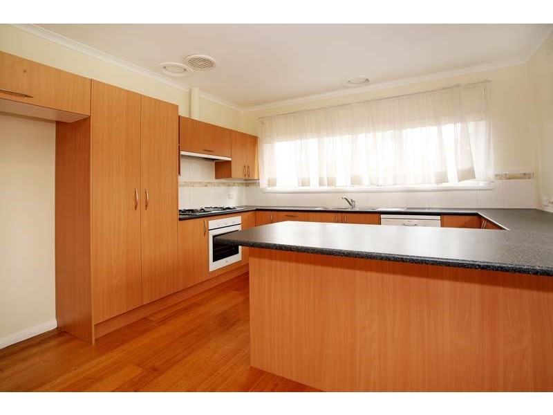 6 Kenilworth Crescent, Glen Waverley VIC 3150