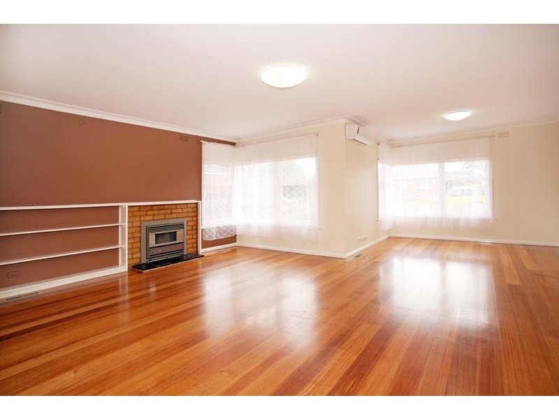 6 Kenilworth Crescent, Glen Waverley VIC 3150