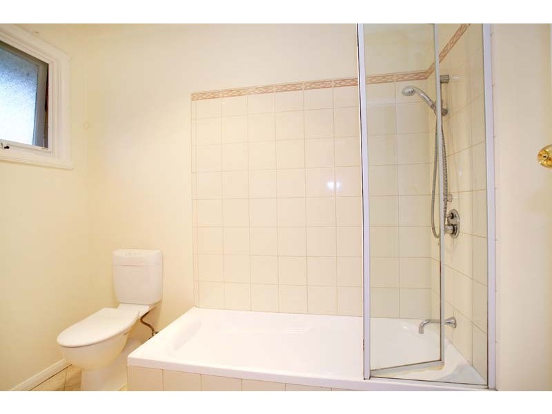 6 Kenilworth Crescent, Glen Waverley VIC 3150