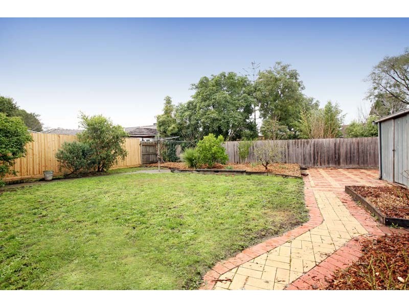6 Kenilworth Crescent, Glen Waverley VIC 3150