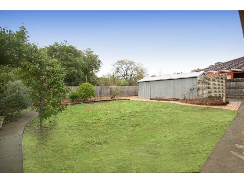 6 Kenilworth Crescent, Glen Waverley VIC 3150