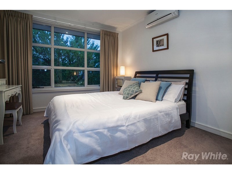 2 Malone Grove, Mulgrave VIC 3170