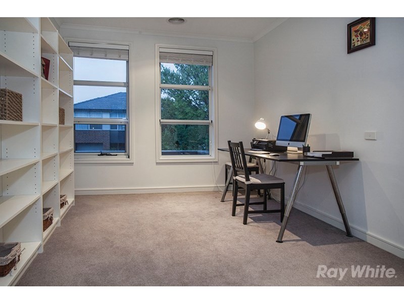 2 Malone Grove, Mulgrave VIC 3170