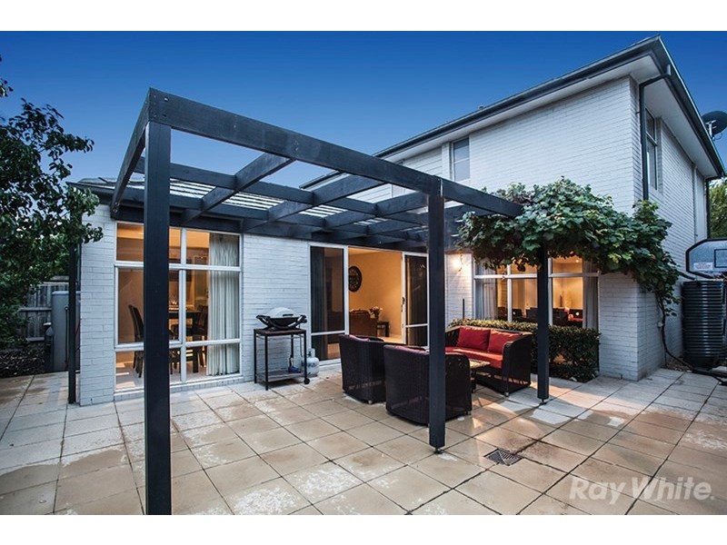 2 Malone Grove, Mulgrave VIC 3170