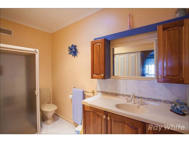 25 Stuart Avenue, Hampton Park VIC 3976