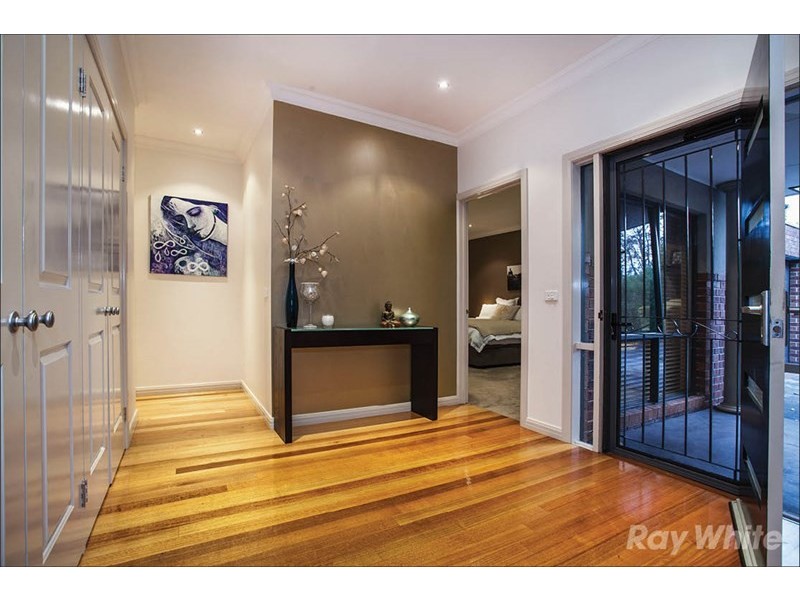2/11 Marcella Court, Oakleigh East VIC 3166